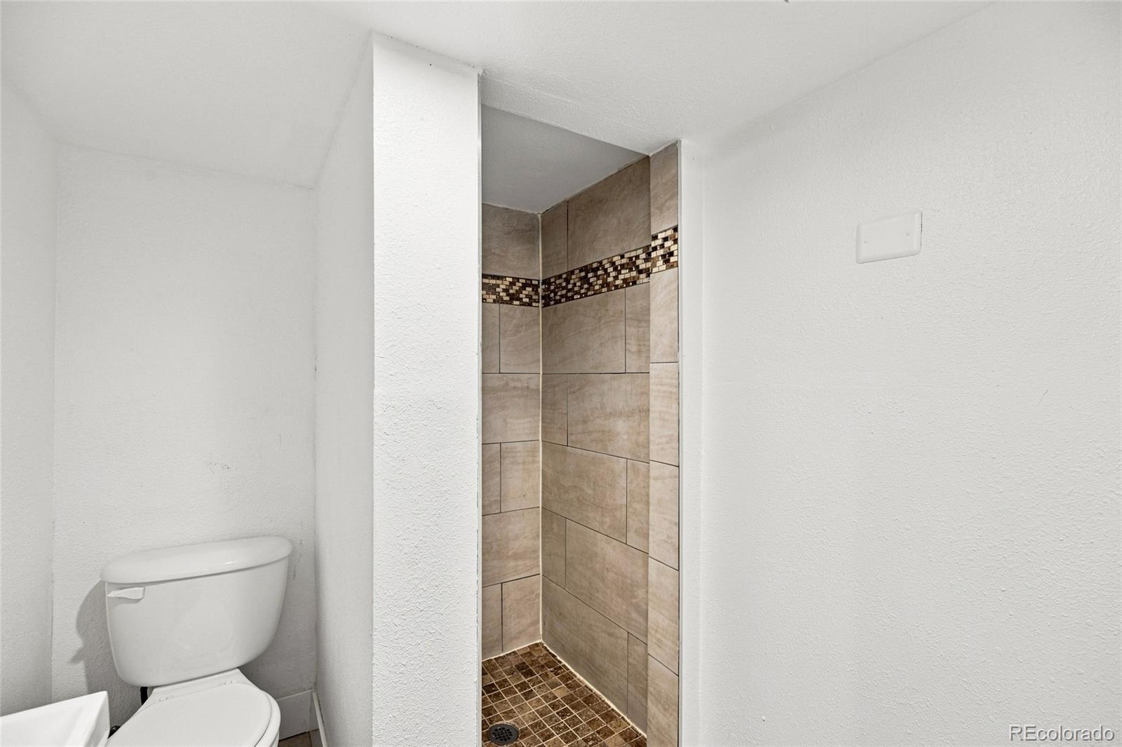 MLS Image #22 for 812  geneva street,aurora, Colorado