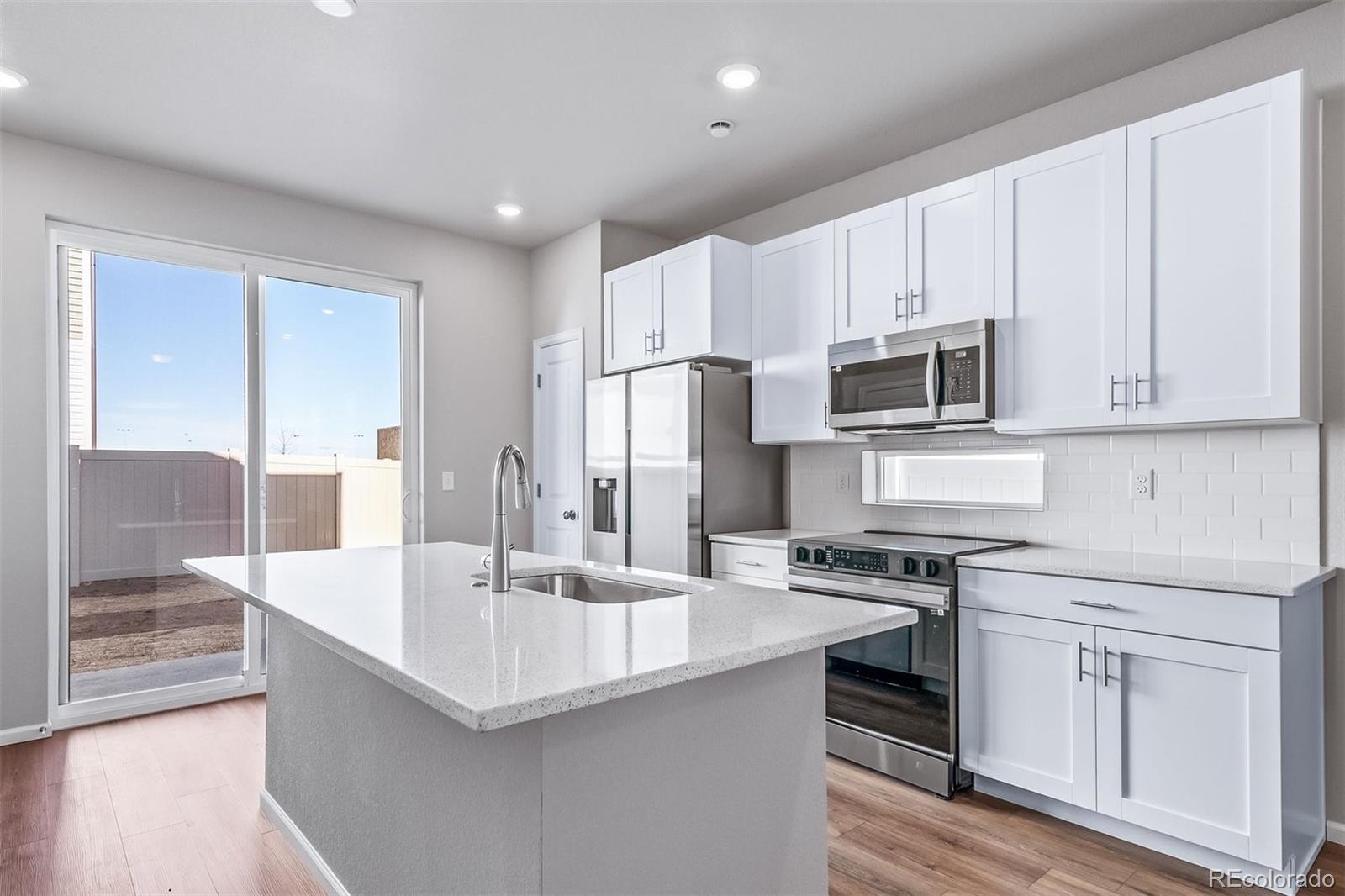 MLS Image #3 for 3912 n rome street,aurora, Colorado