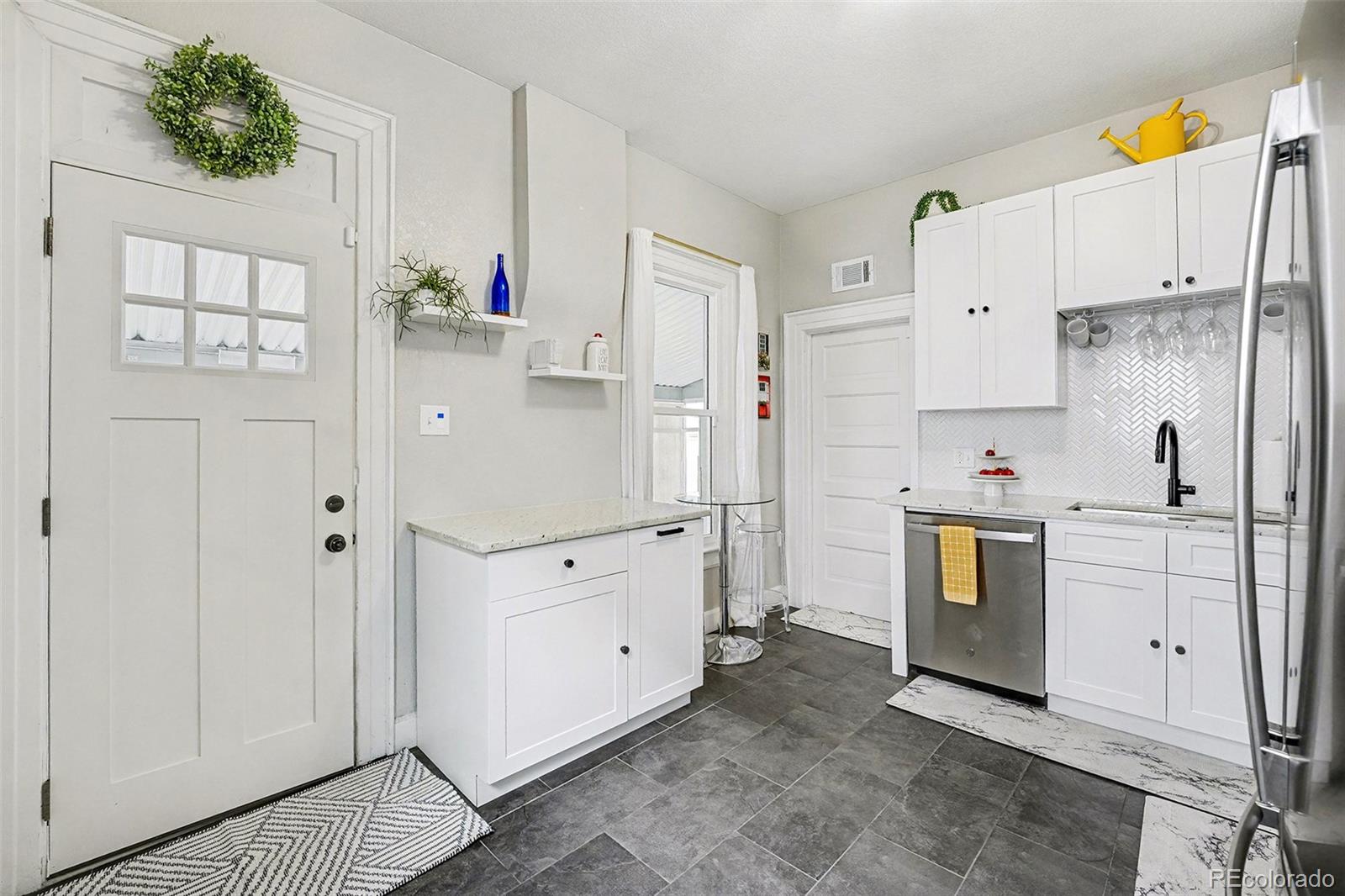 MLS Image #4 for 501 s washington street,denver, Colorado