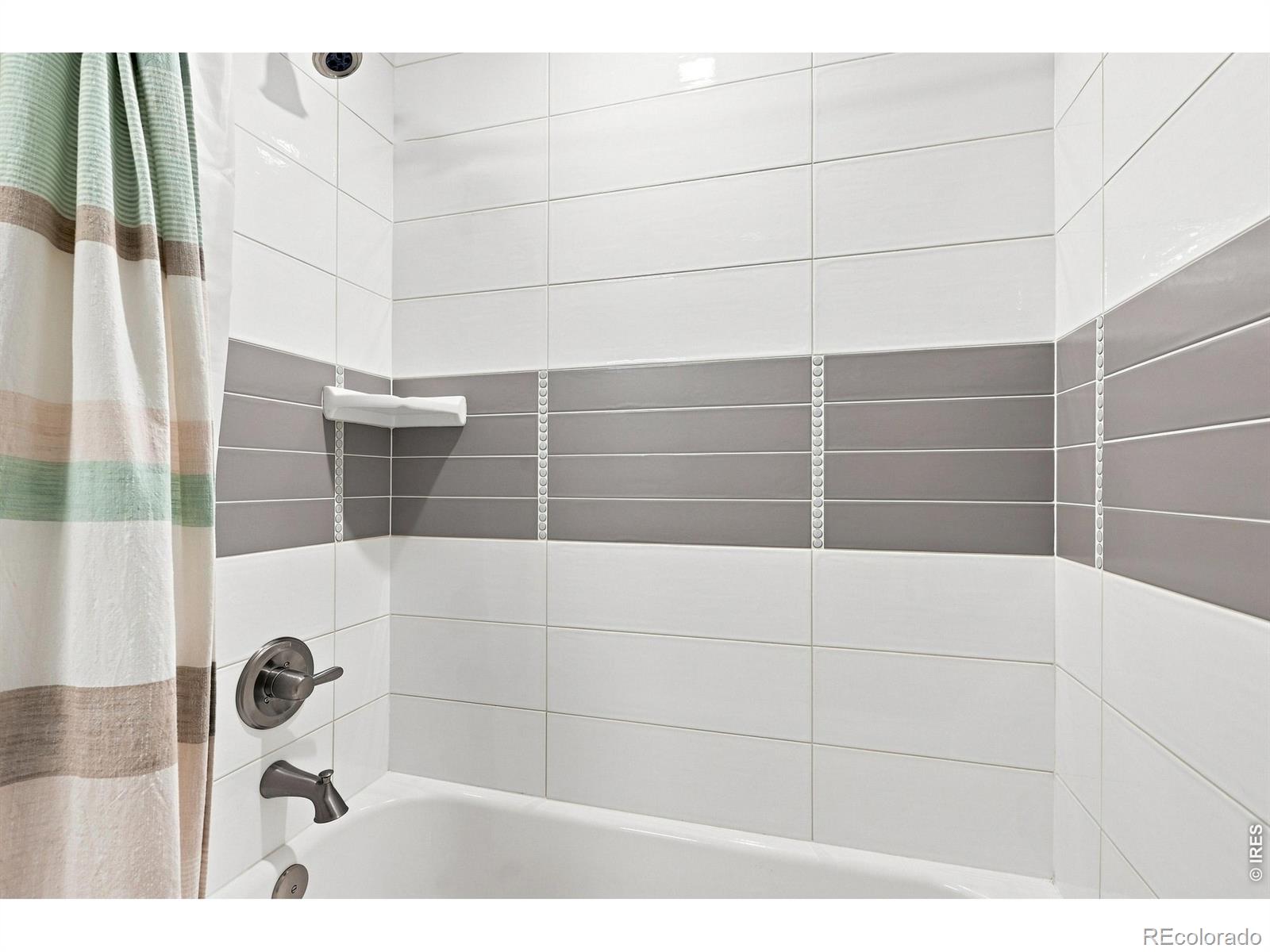 MLS Image #18 for 1316  snowberry lane,louisville, Colorado