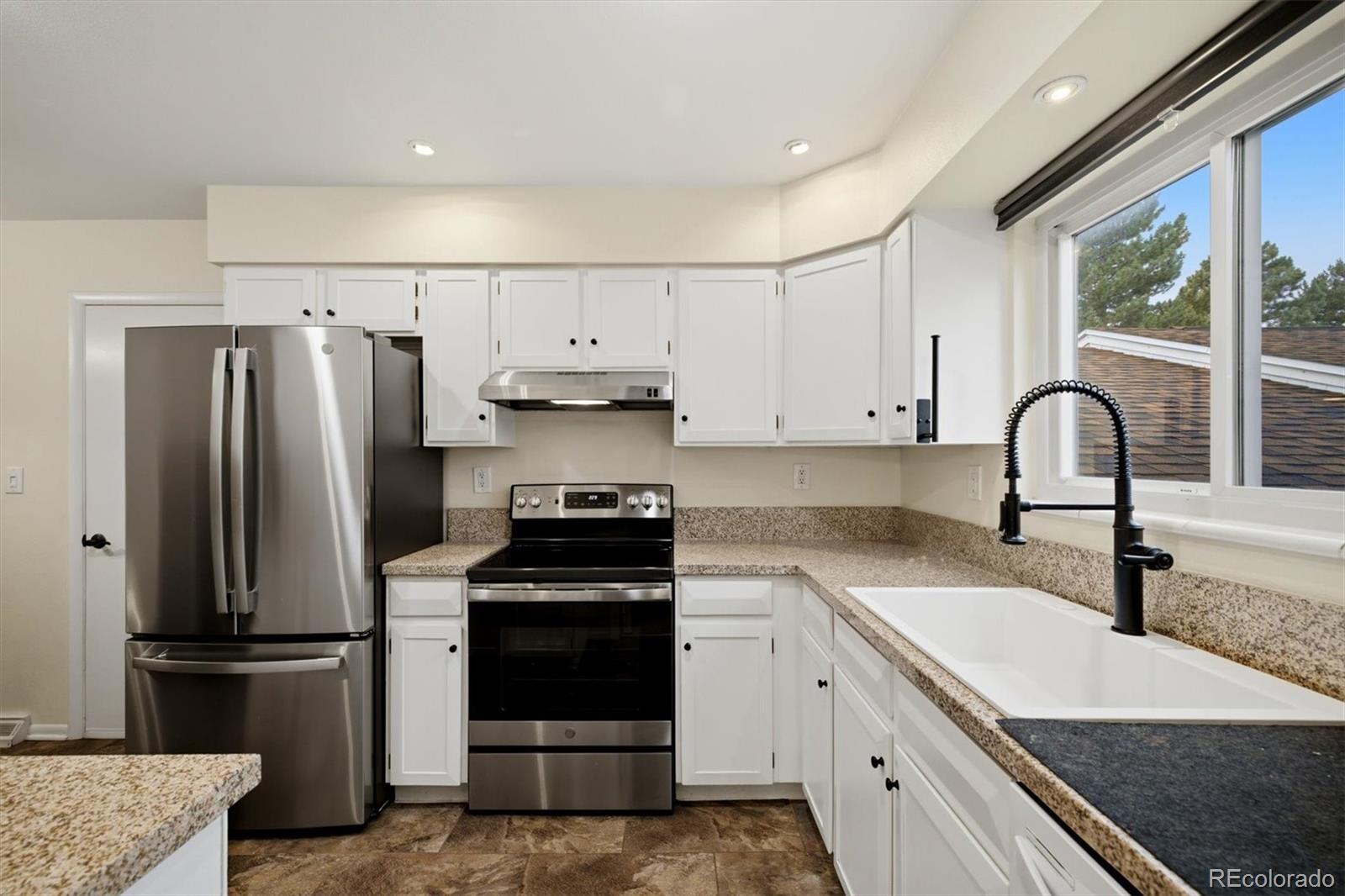 MLS Image #9 for 7005 e girard avenue,denver, Colorado
