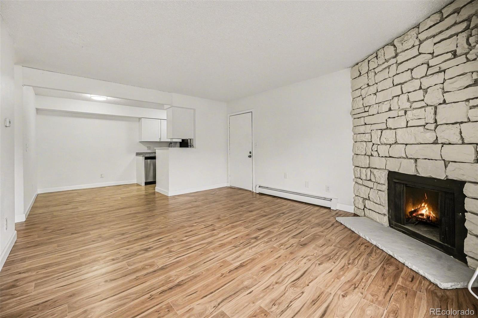 MLS Image #6 for 10150 e virginia avenue,denver, Colorado