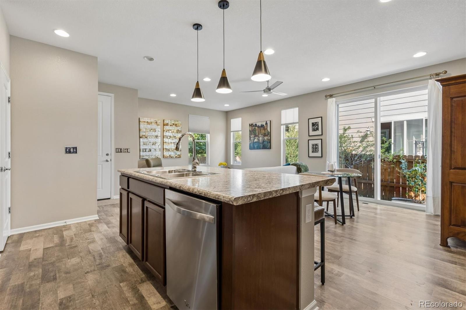 MLS Image #10 for 1212 s clinton street,denver, Colorado
