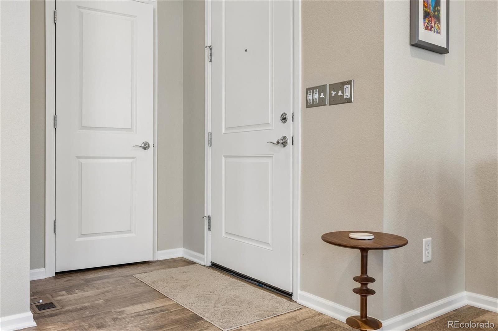 MLS Image #3 for 1212 s clinton street,denver, Colorado