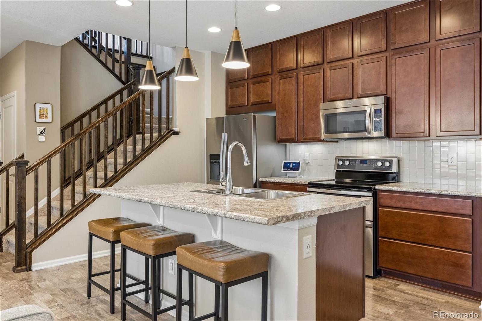 MLS Image #6 for 1212 s clinton street,denver, Colorado