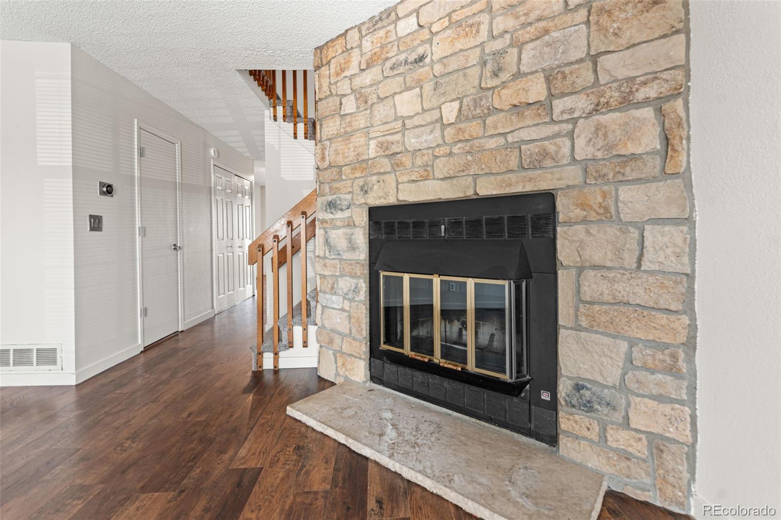 MLS Image #6 for 10721 w dartmouth avenue ,lakewood, Colorado