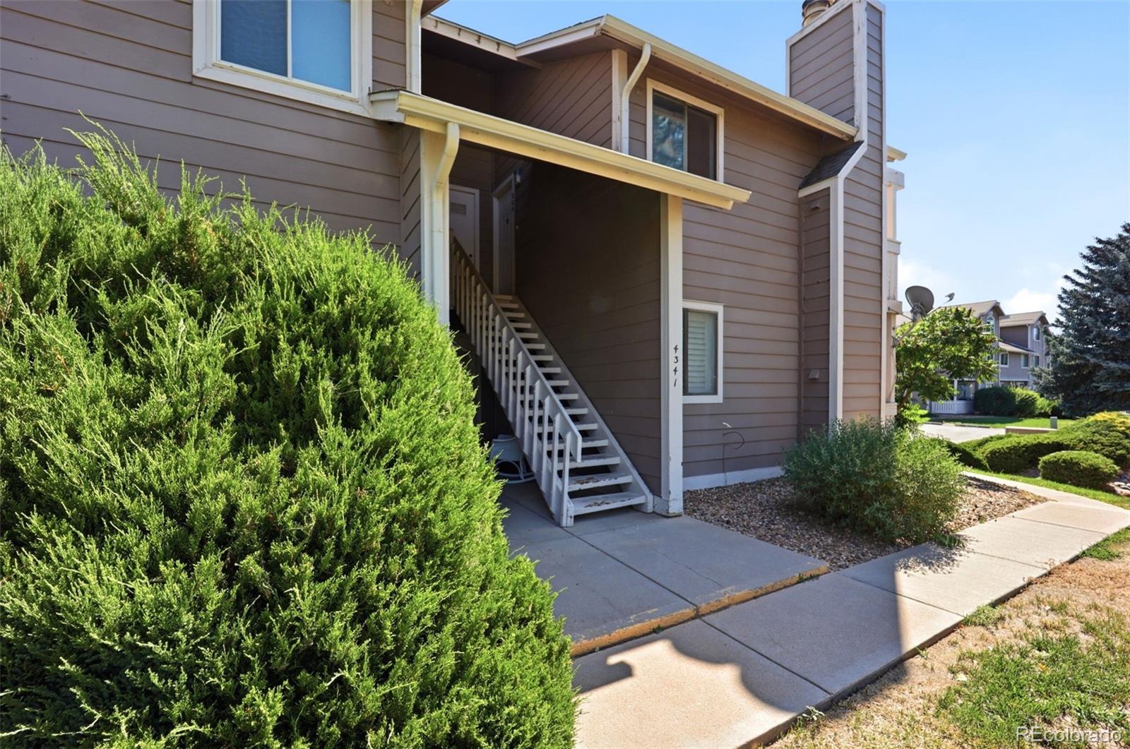 MLS Image #2 for 4341 s andes way,aurora, Colorado