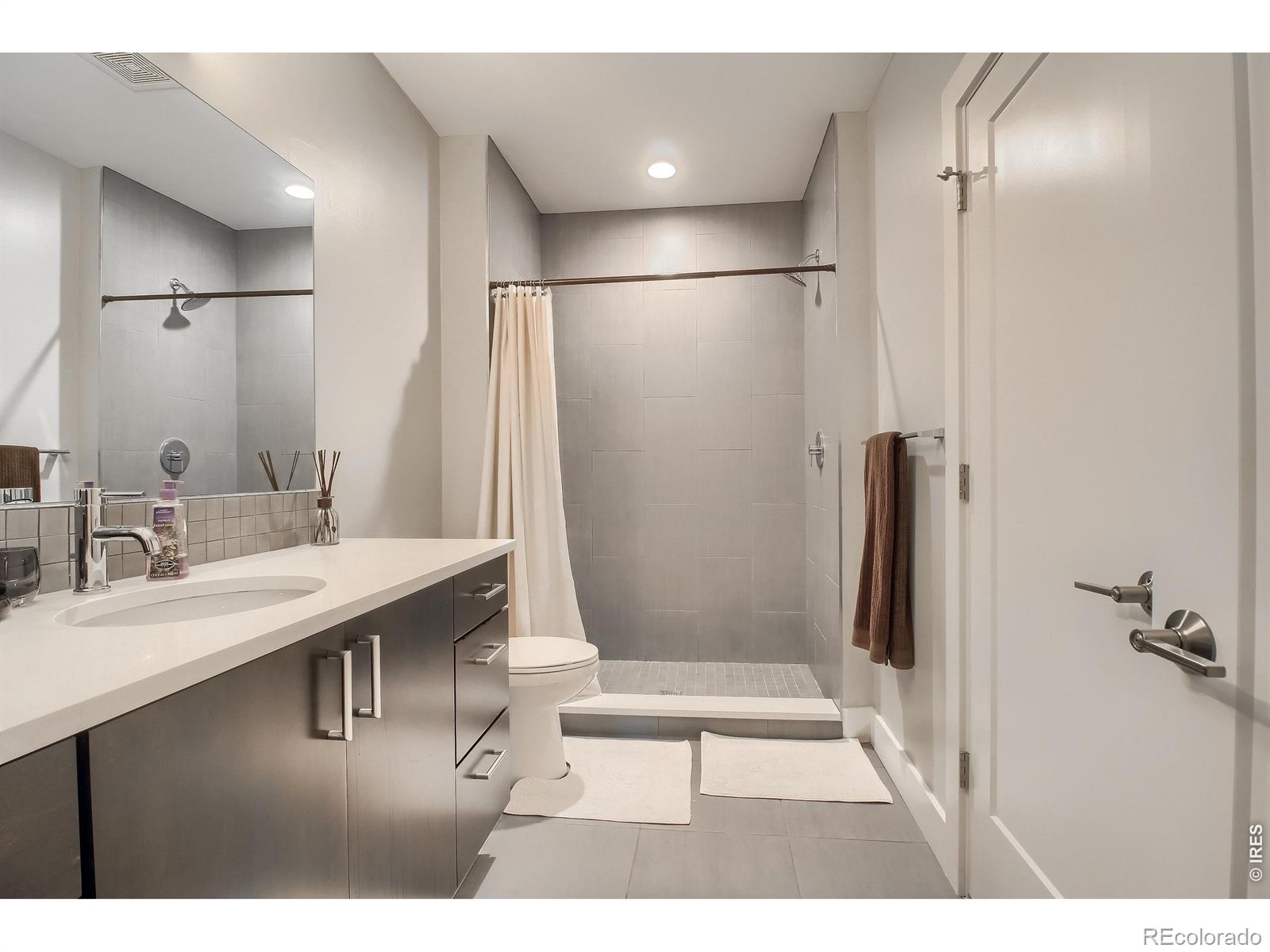 MLS Image #32 for 1648  lowell boulevard,denver, Colorado