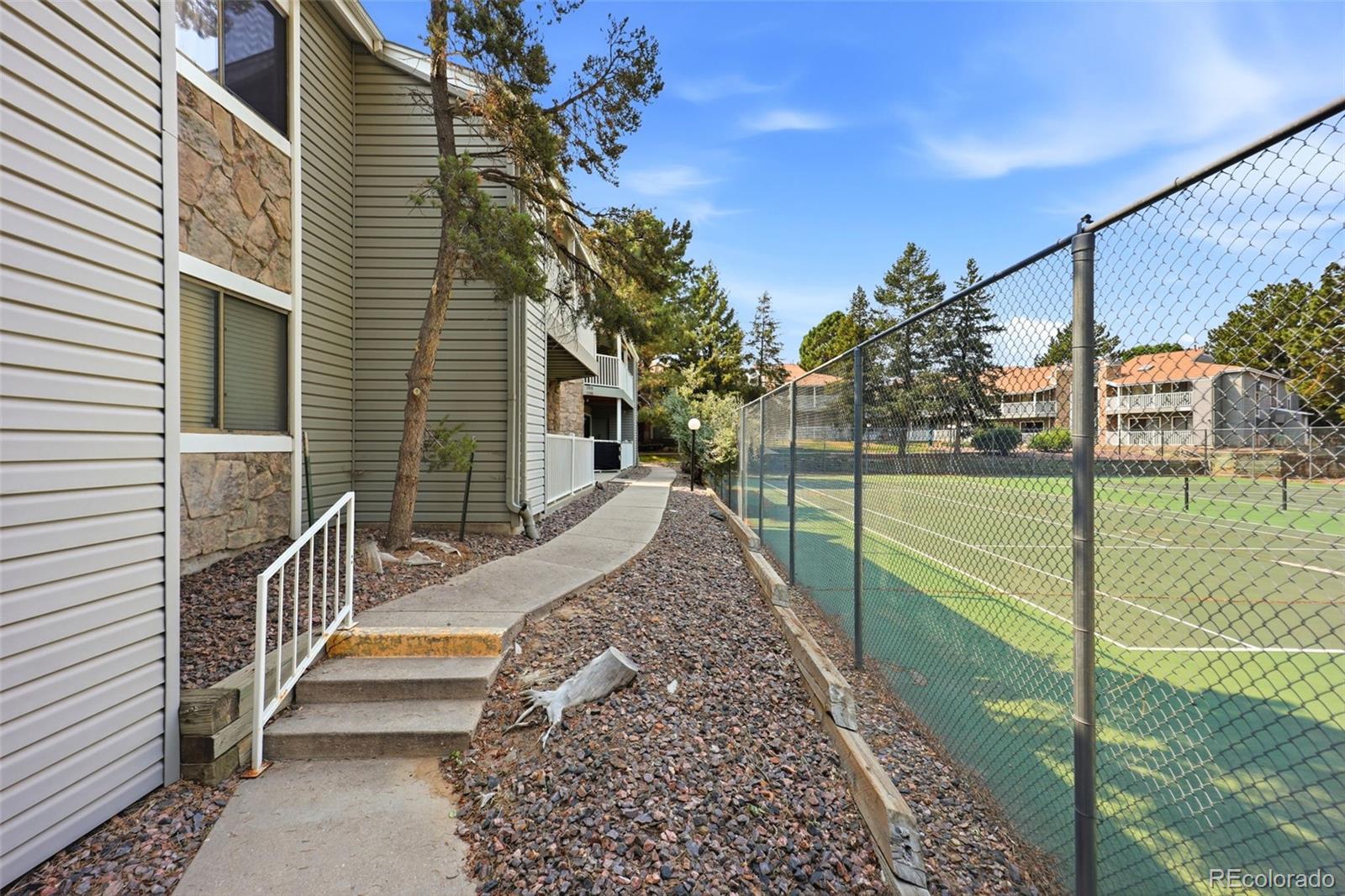 MLS Image #32 for 907 s yampa street,aurora, Colorado