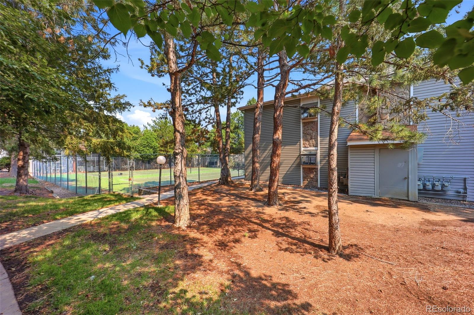 MLS Image #34 for 907 s yampa street,aurora, Colorado