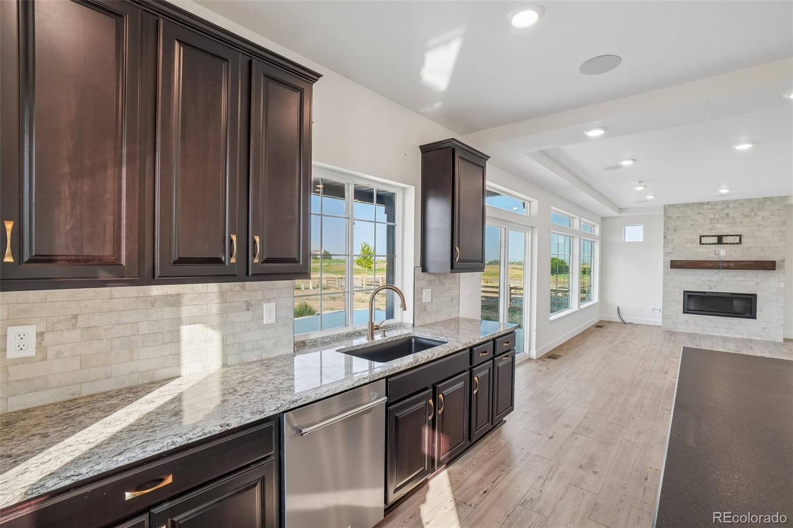 MLS Image #15 for 16002 e 111th circle,commerce city, Colorado