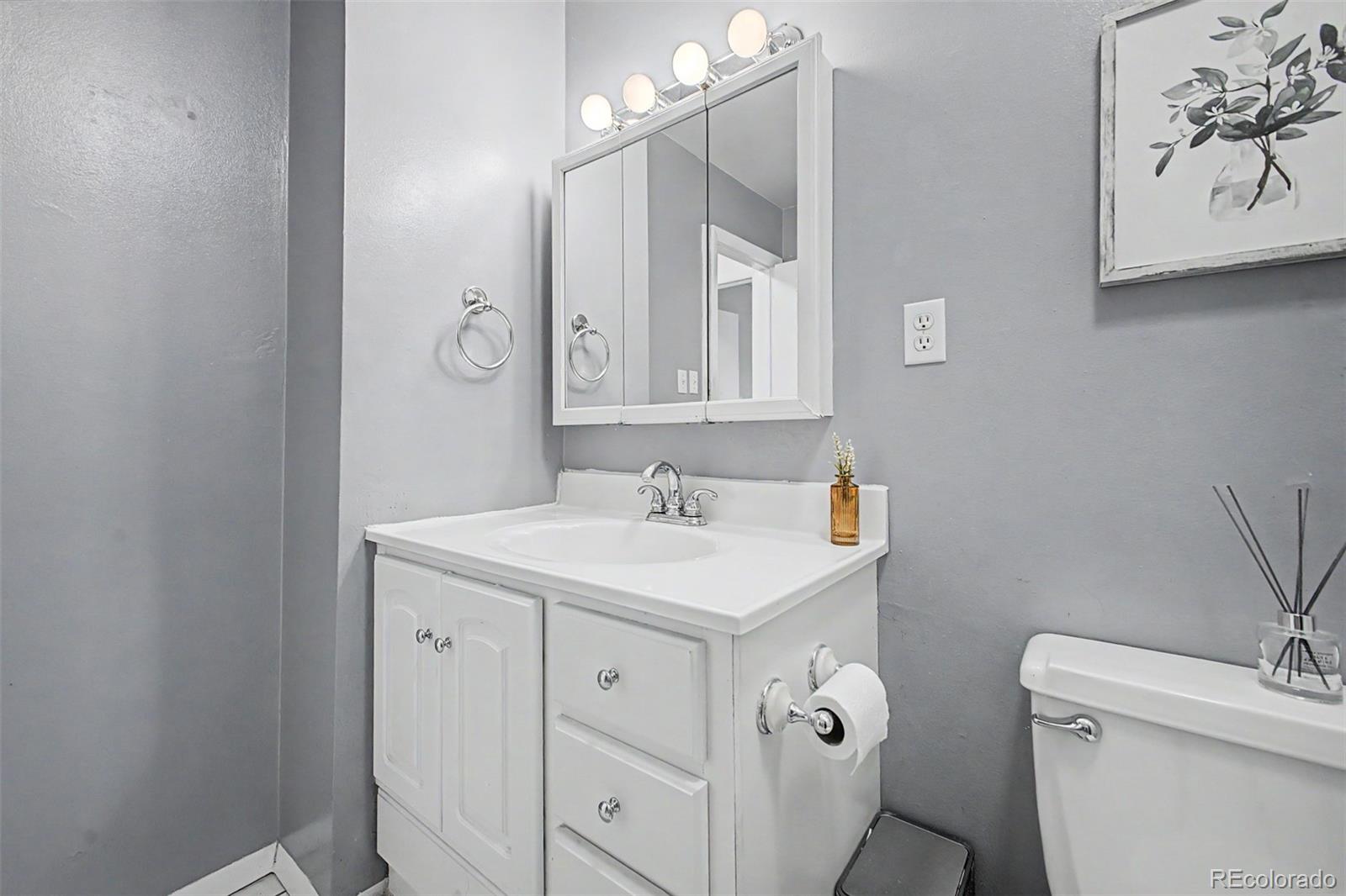 MLS Image #15 for 6510 s cedar street,littleton, Colorado