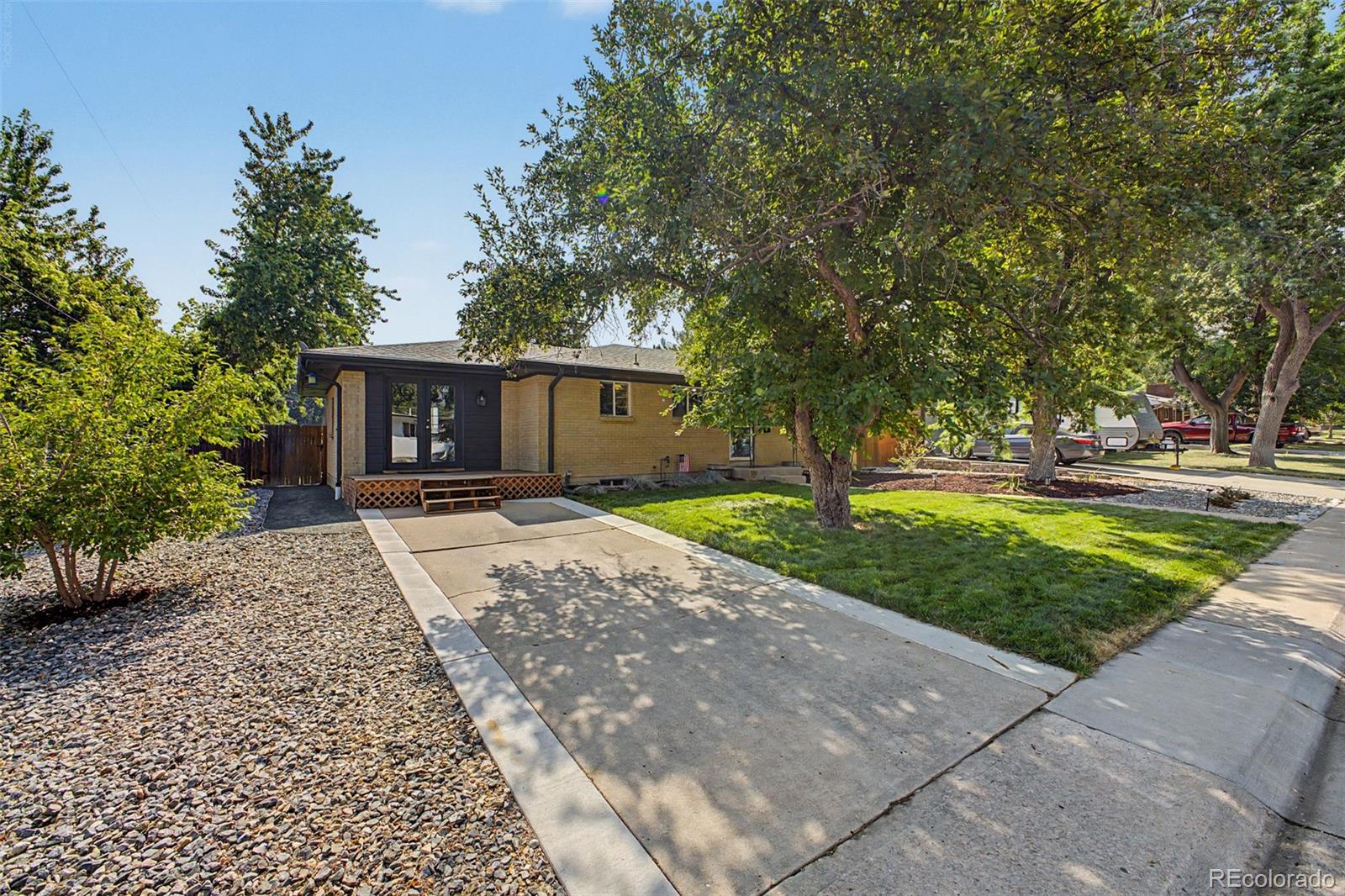 MLS Image #2 for 6510 s cedar street,littleton, Colorado