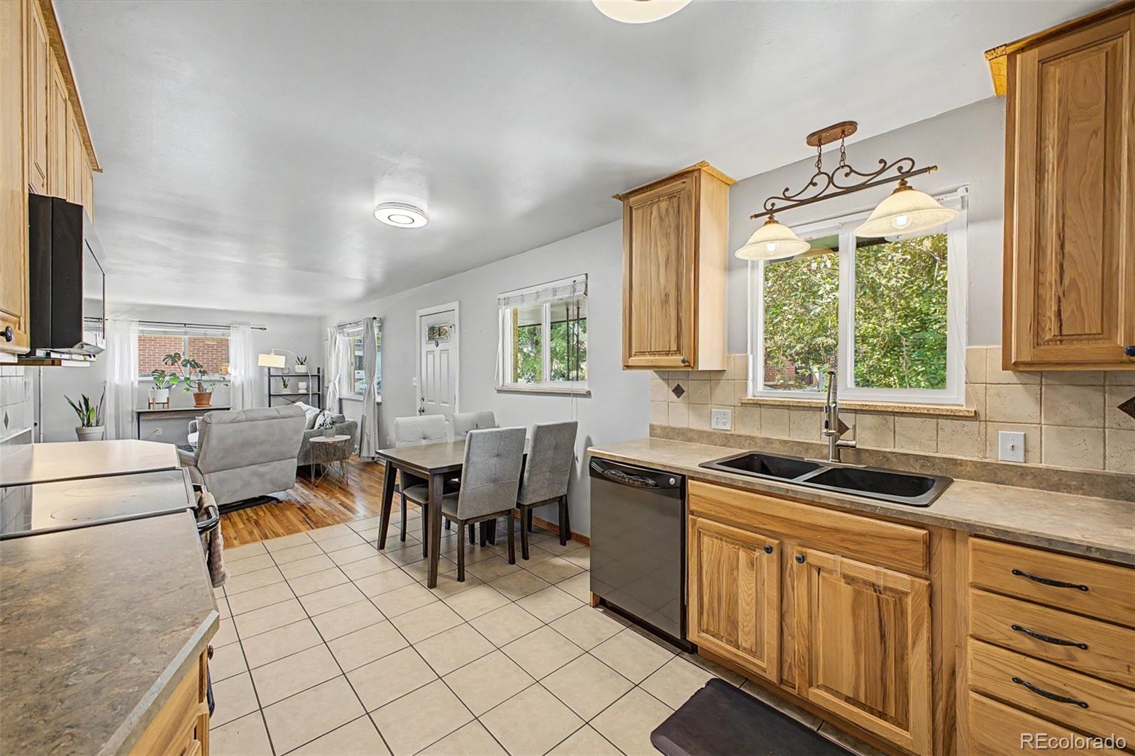 MLS Image #9 for 6510 s cedar street,littleton, Colorado