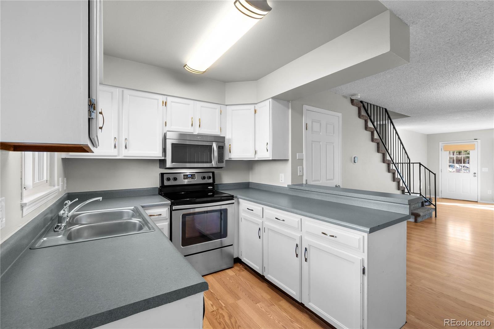 MLS Image #3 for 1811 s quebec way,denver, Colorado