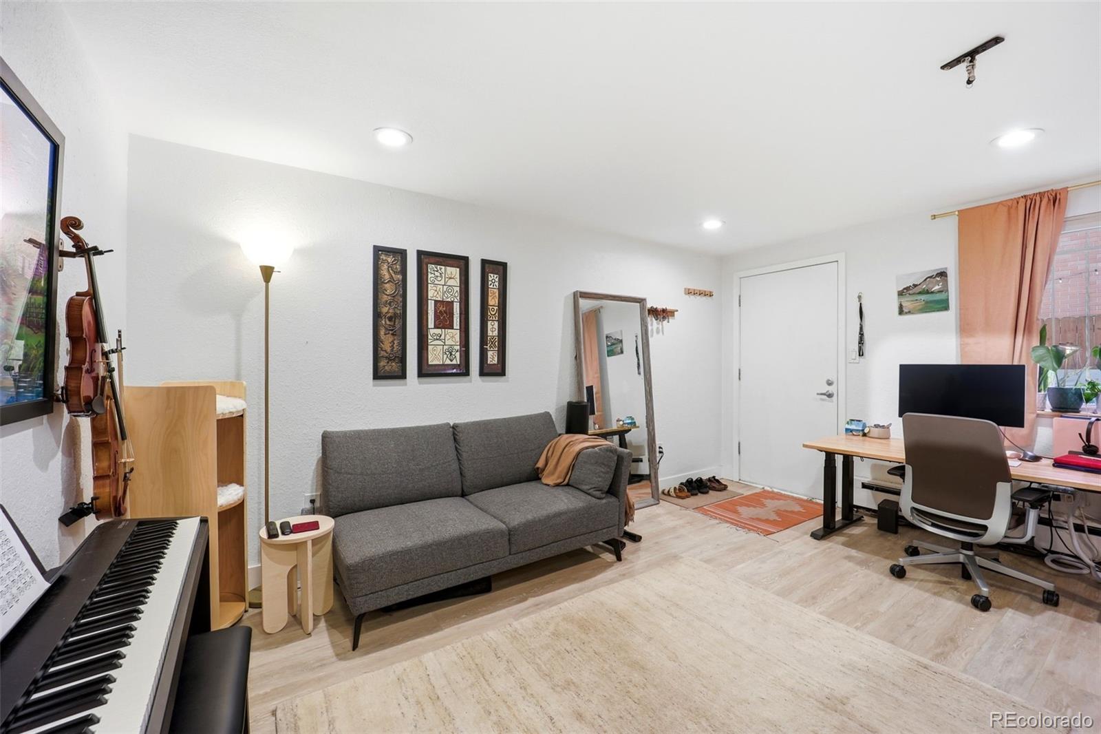 MLS Image #4 for 148 s emerson street,denver, Colorado