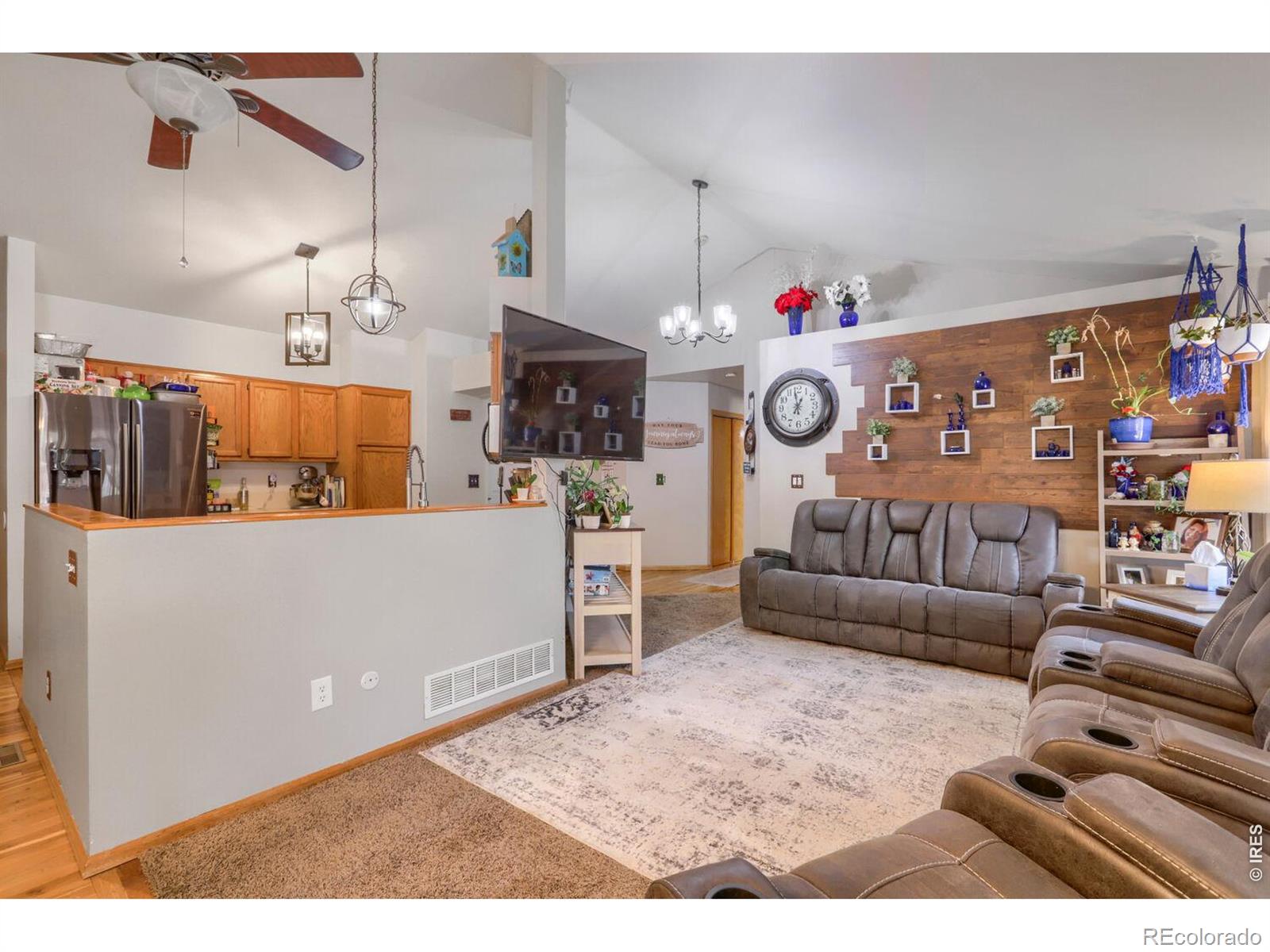 MLS Image #6 for 705  country acres drive,johnstown, Colorado