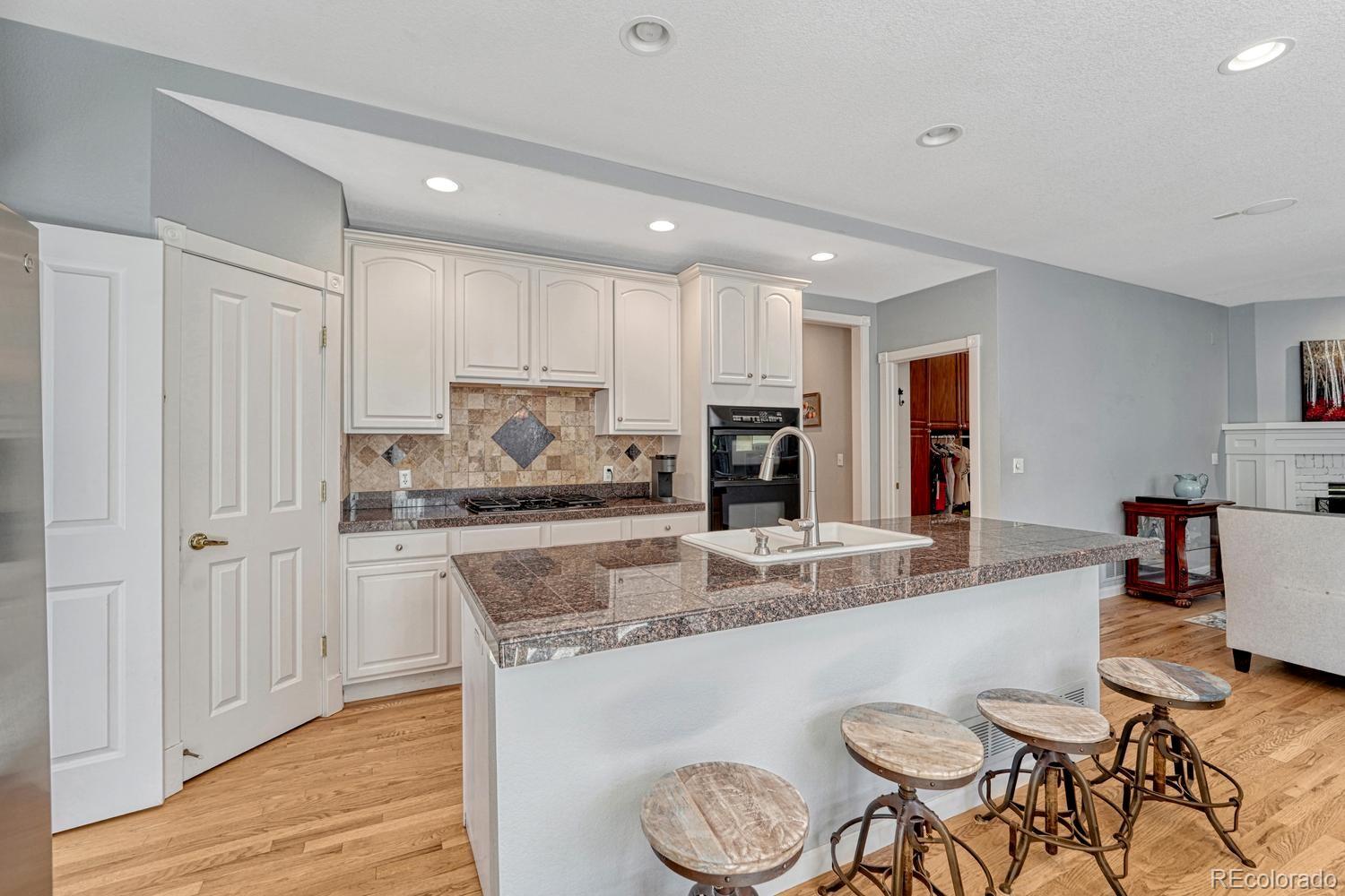 MLS Image #10 for 3164  greensborough drive,littleton, Colorado
