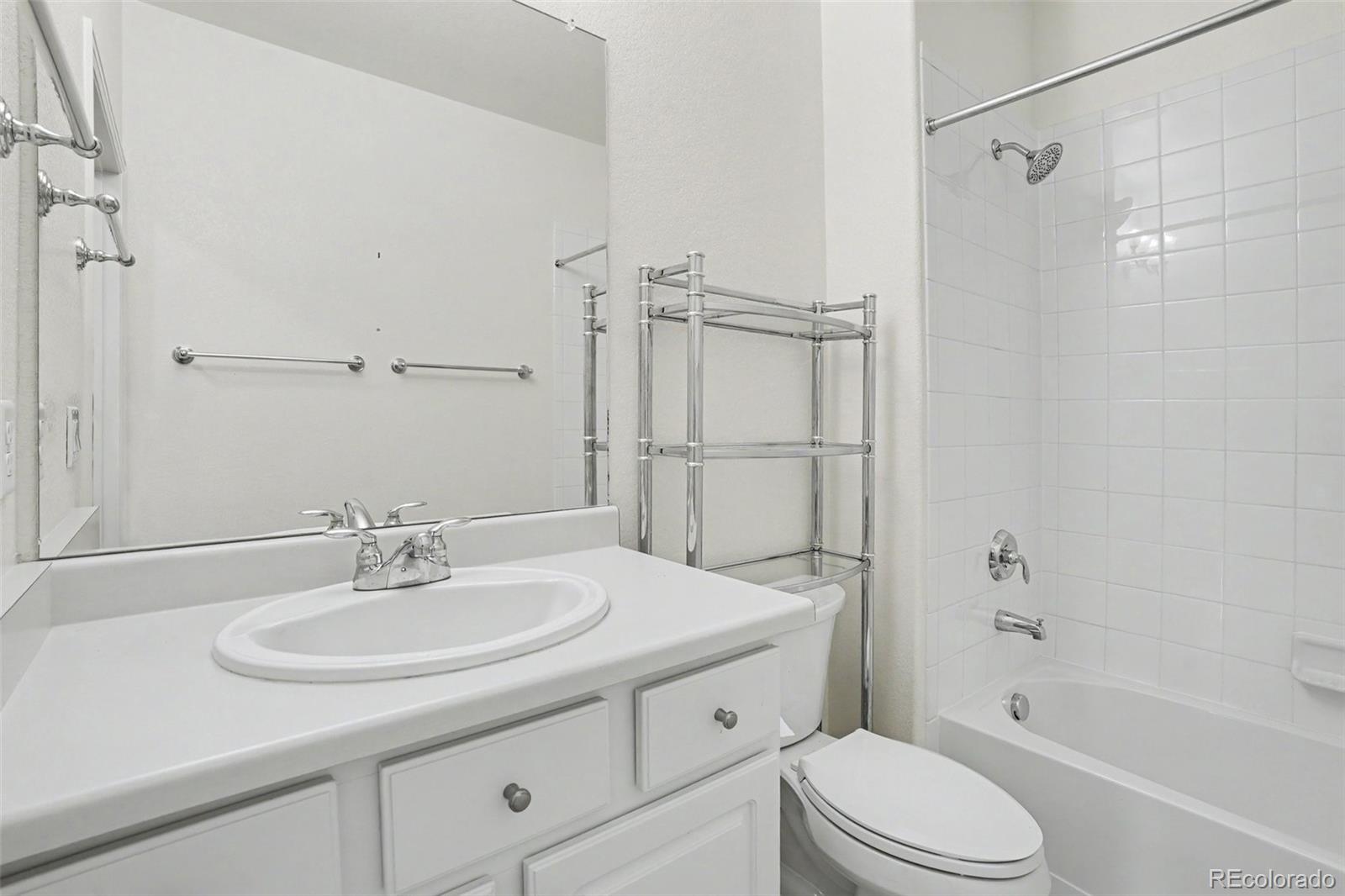 MLS Image #18 for 2008 s flanders way a,aurora, Colorado