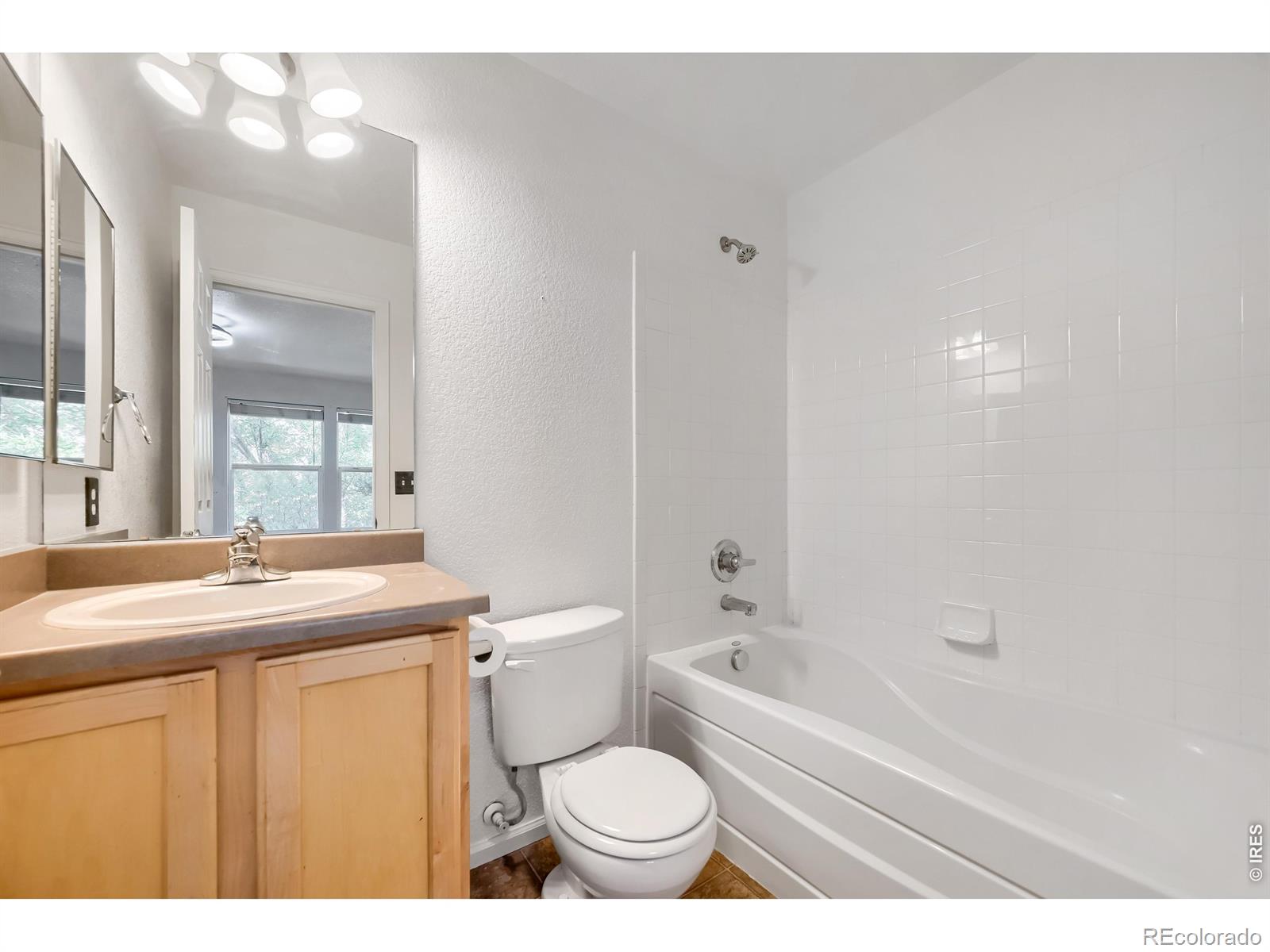 MLS Image #13 for 10591  durango place,longmont, Colorado