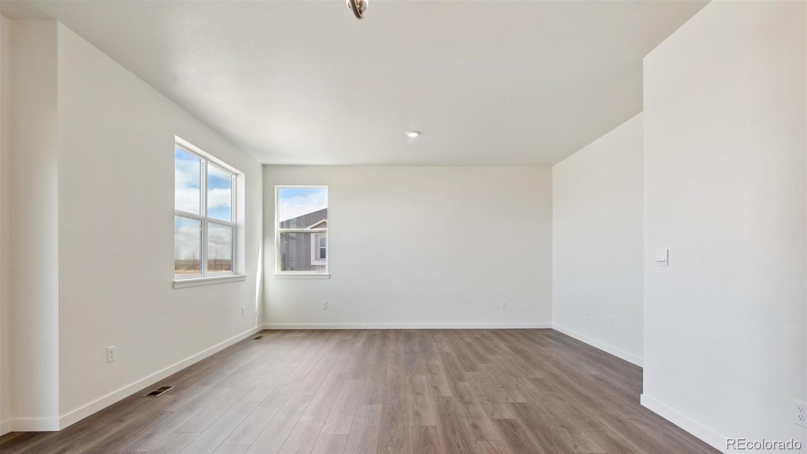 MLS Image #10 for 43042  castle stuart street,elizabeth, Colorado