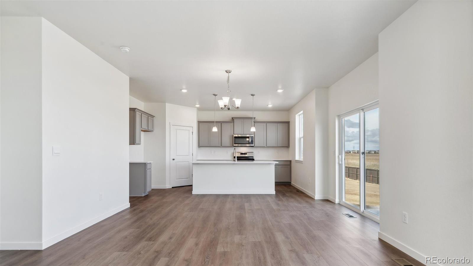 MLS Image #11 for 43042  castle stuart street,elizabeth, Colorado
