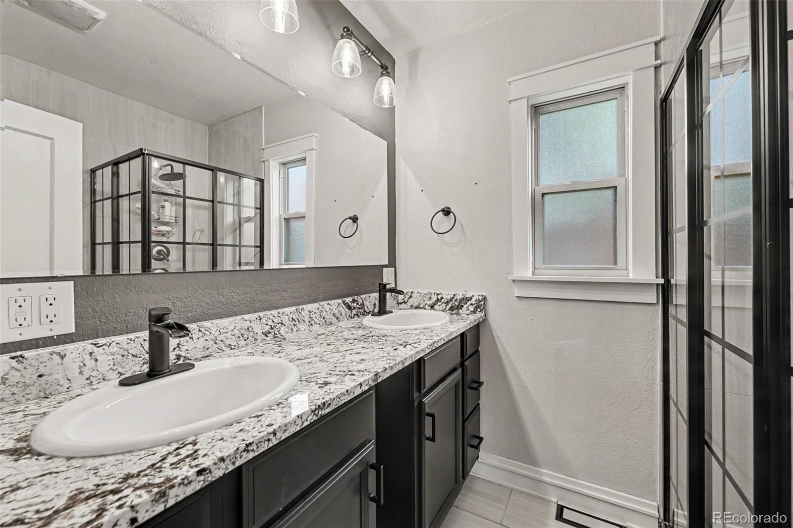 MLS Image #15 for 790  holly street,denver, Colorado