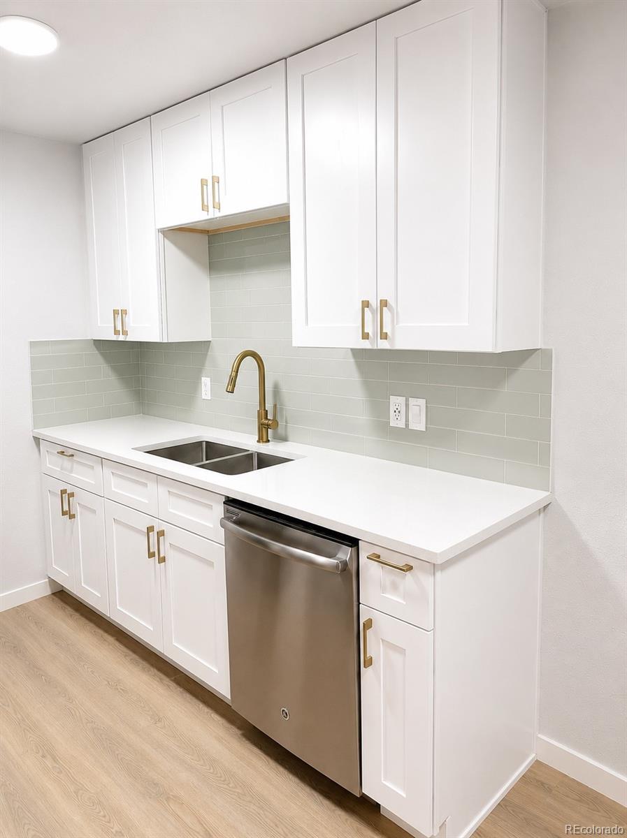 MLS Image #6 for 10702 e exposition avenue,aurora, Colorado