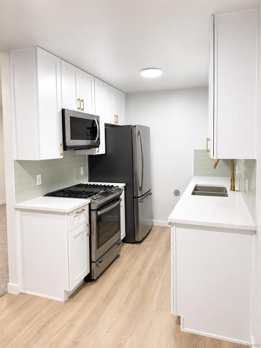 MLS Image #9 for 10702 e exposition avenue,aurora, Colorado
