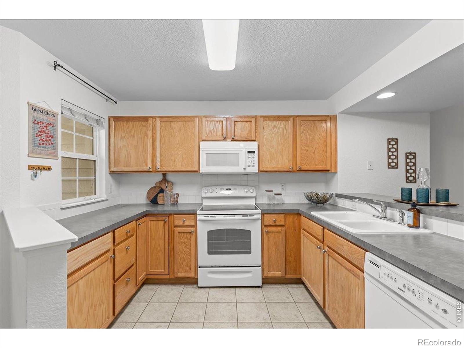 MLS Image #9 for 1014  andrews peak drive,fort collins, Colorado