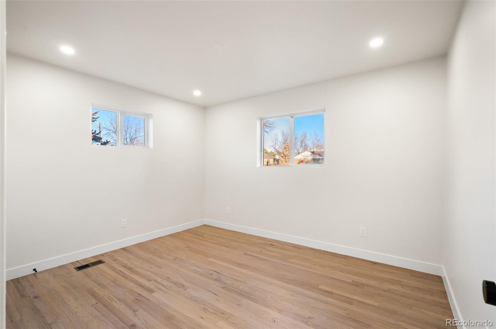 MLS Image #23 for 3021  locust street,denver, Colorado