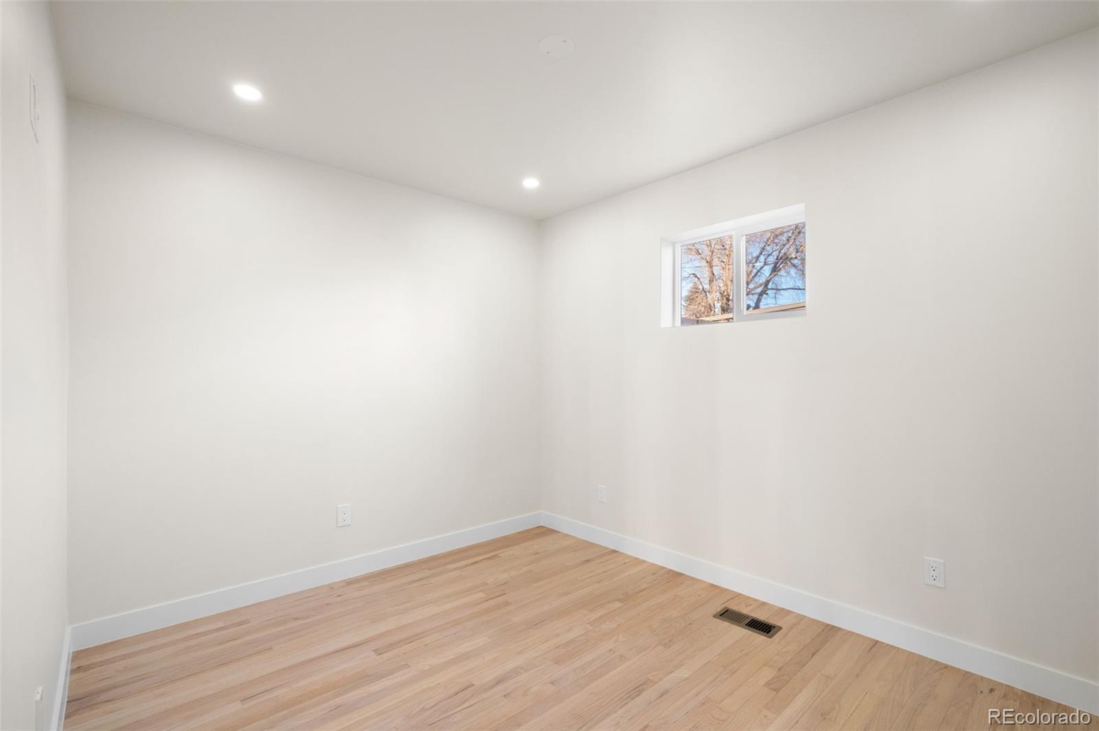 MLS Image #24 for 3021  locust street,denver, Colorado