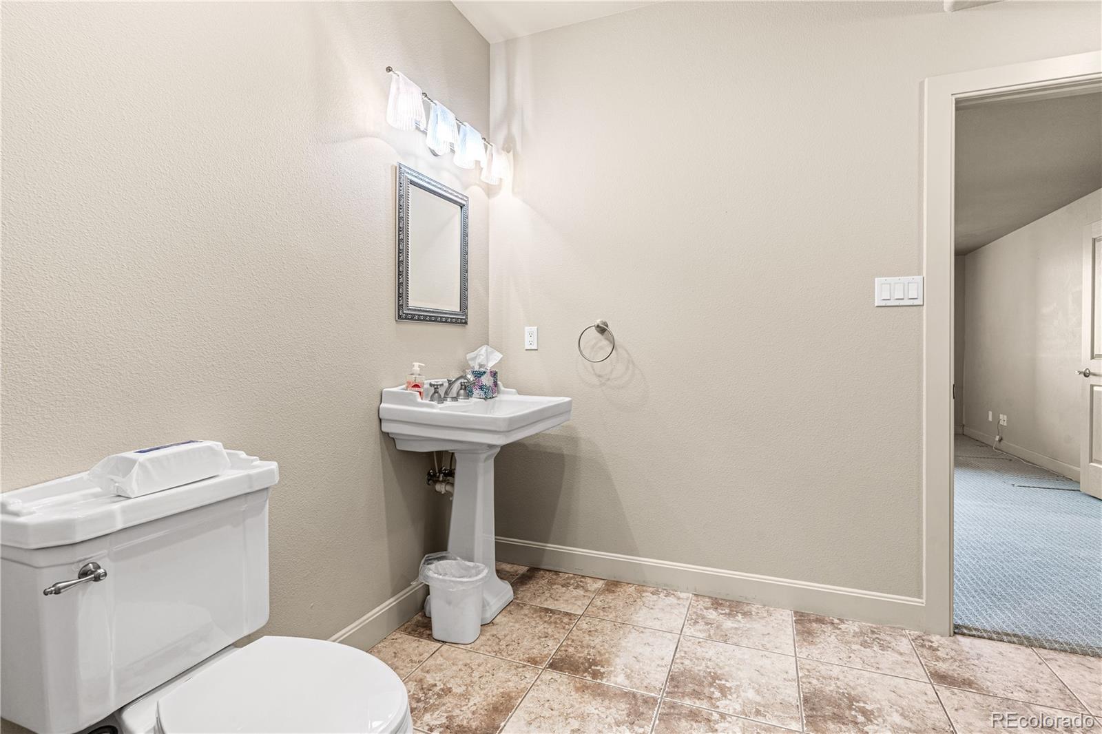 MLS Image #34 for 50  aberdeen bluff,pueblo, Colorado