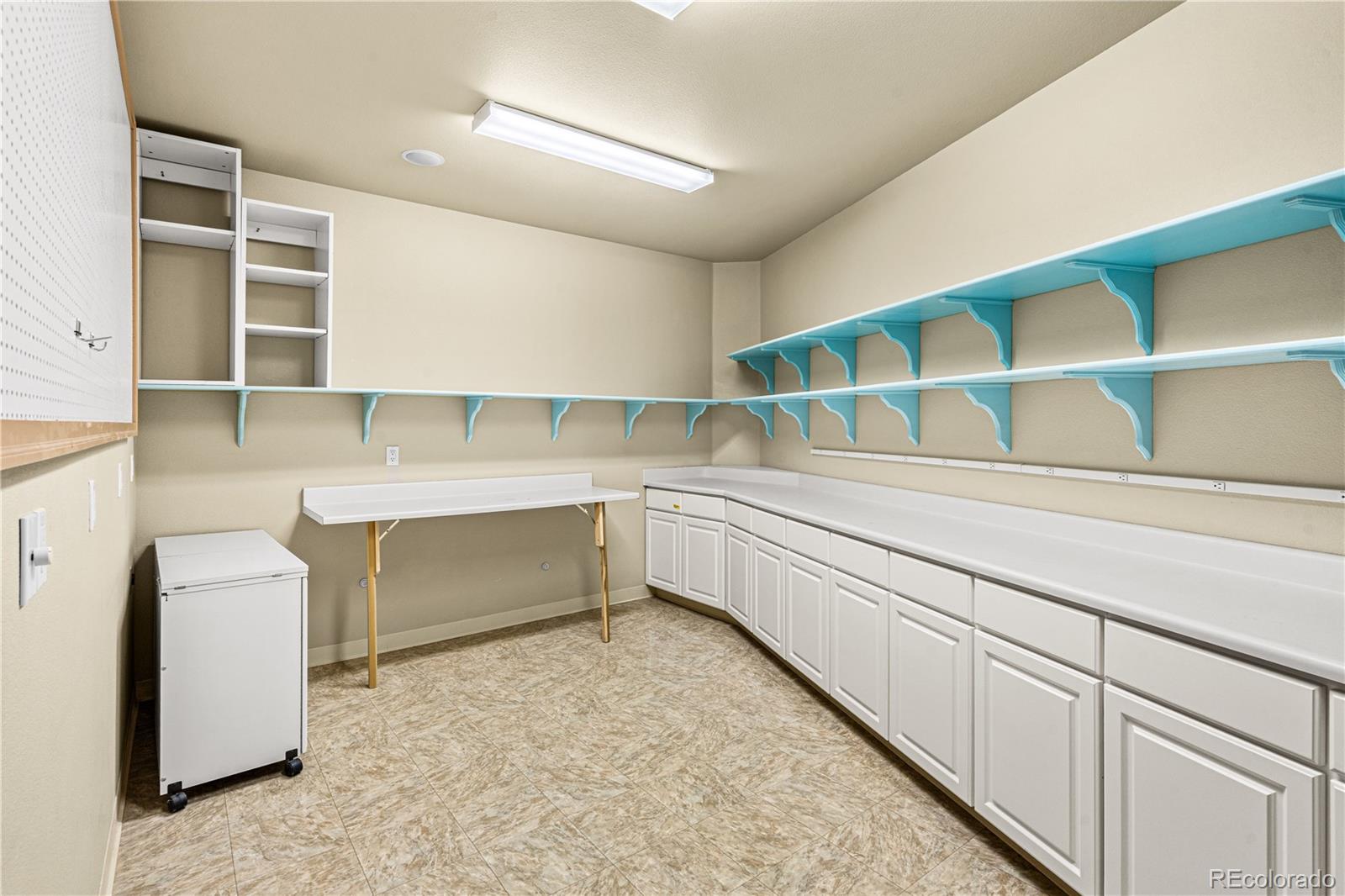 MLS Image #44 for 50  aberdeen bluff,pueblo, Colorado