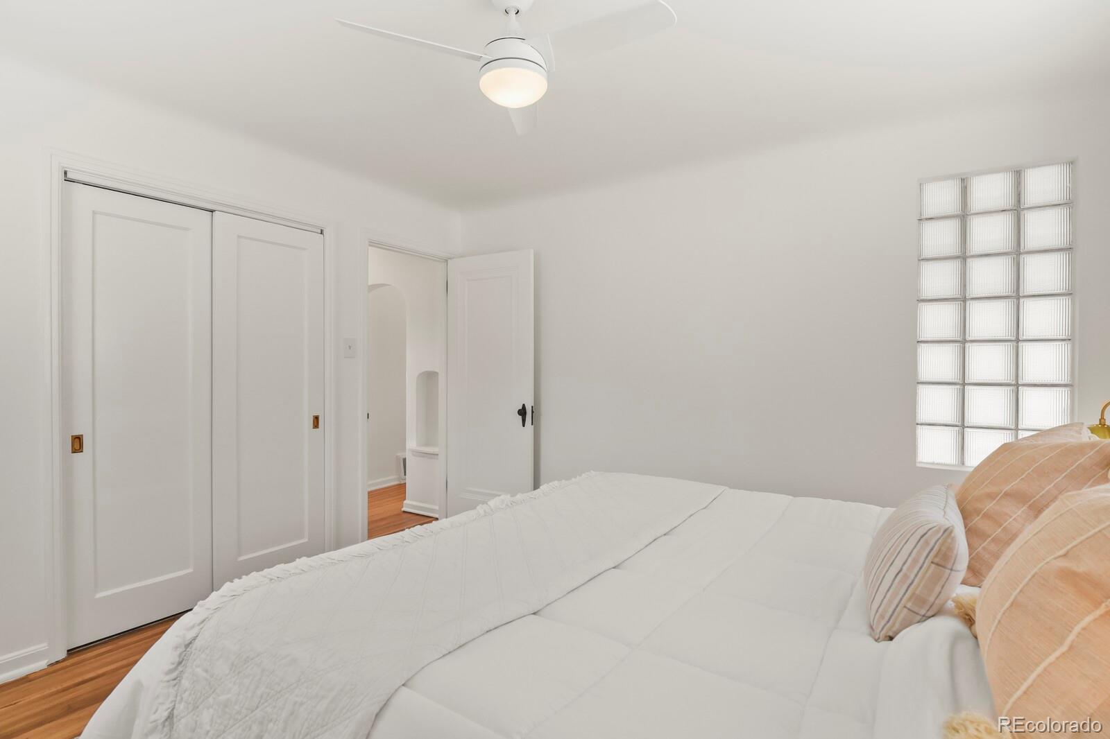 MLS Image #8 for 1540  niagara street,denver, Colorado