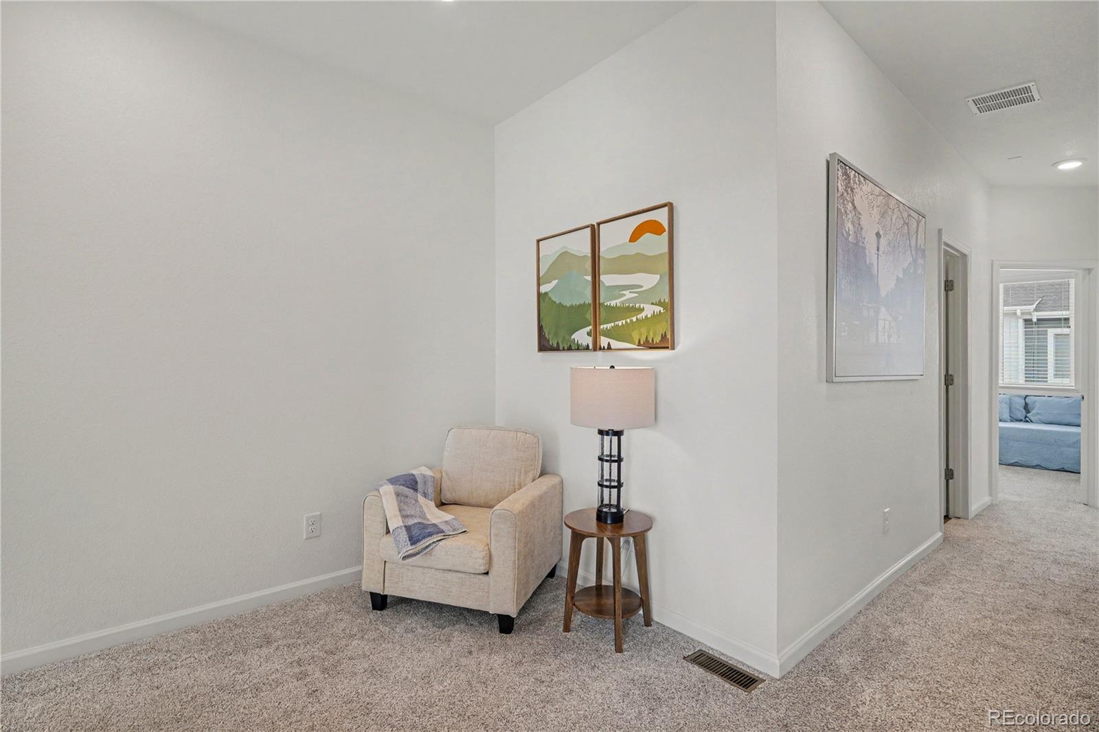 MLS Image #13 for 1862 s poplar court,denver, Colorado