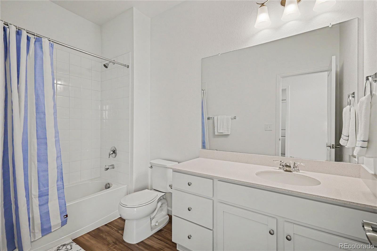MLS Image #20 for 1862 s poplar court,denver, Colorado