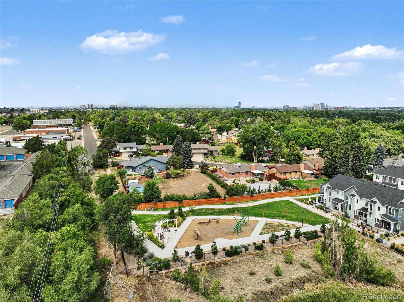 MLS Image #26 for 1862 s poplar court,denver, Colorado