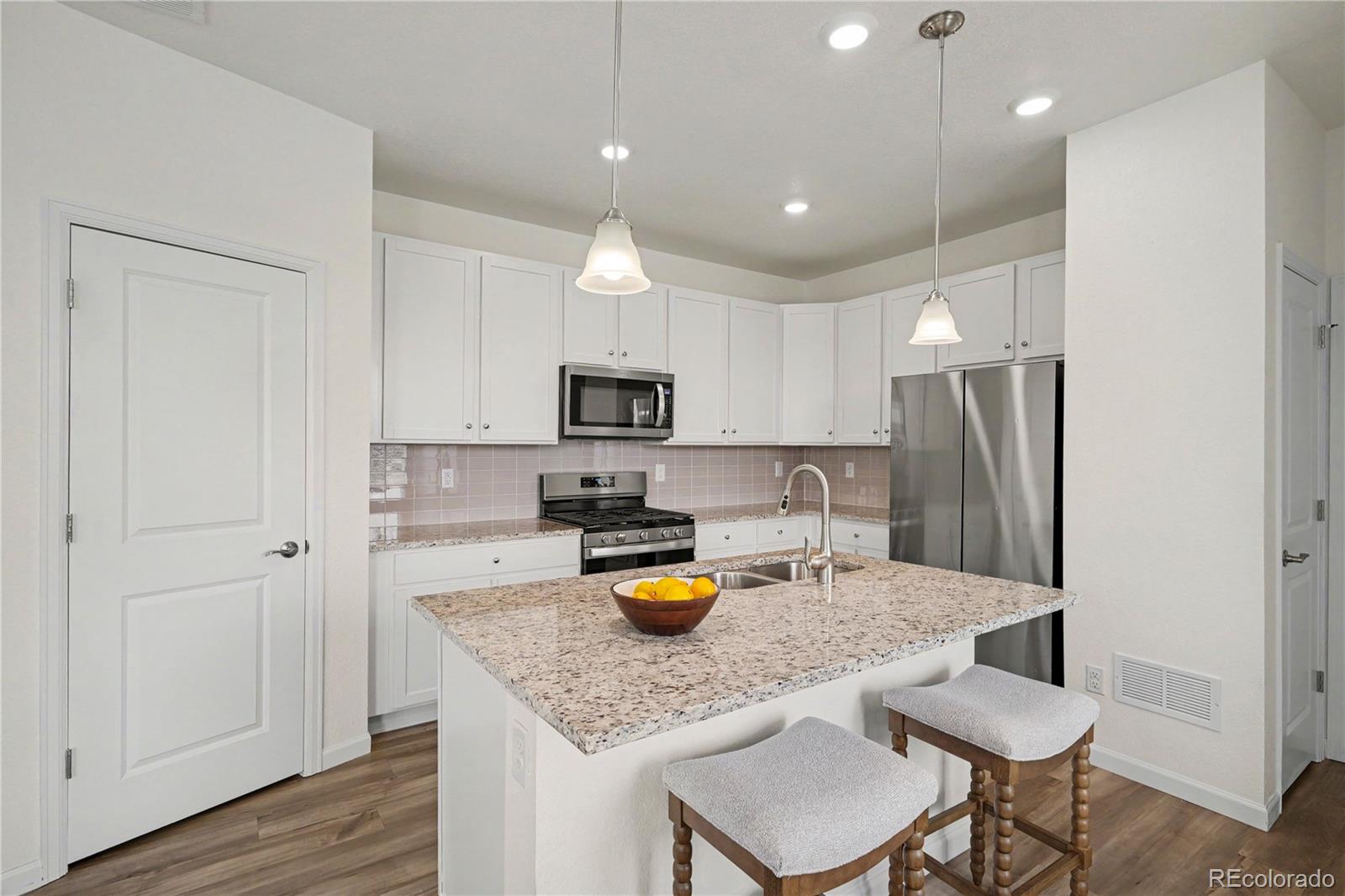 MLS Image #7 for 1862 s poplar court,denver, Colorado