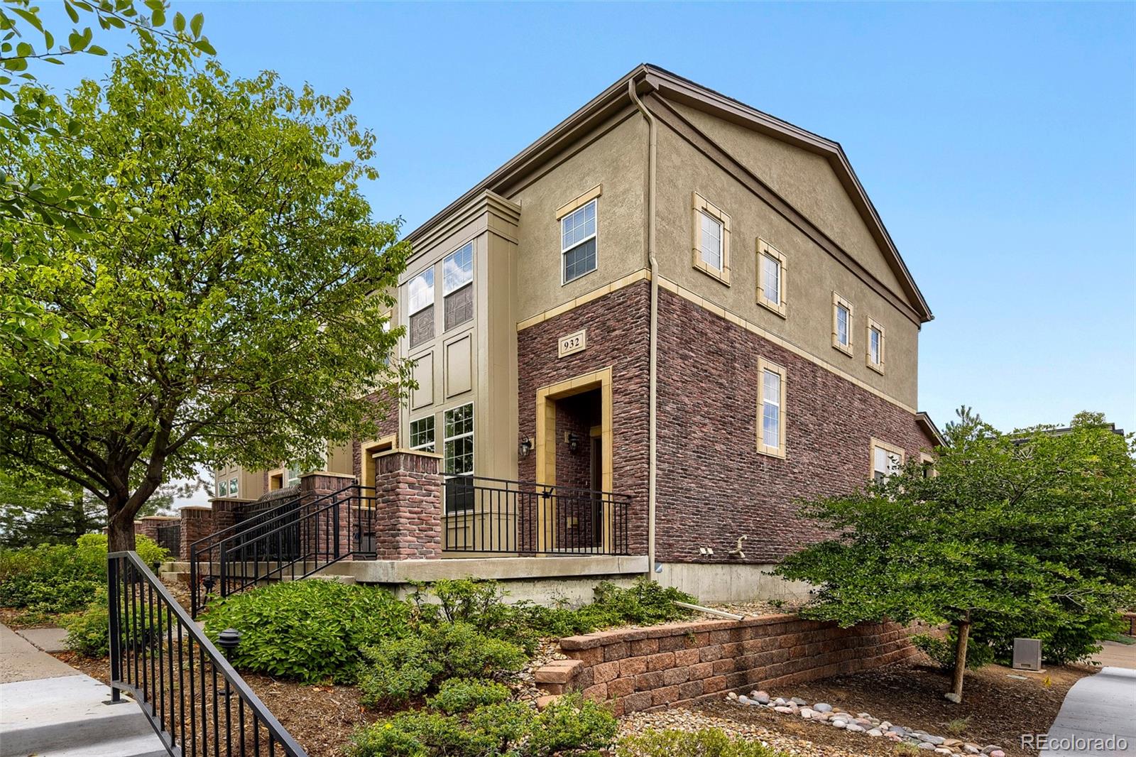 MLS Image #0 for 932  rockhurst drive,littleton, Colorado