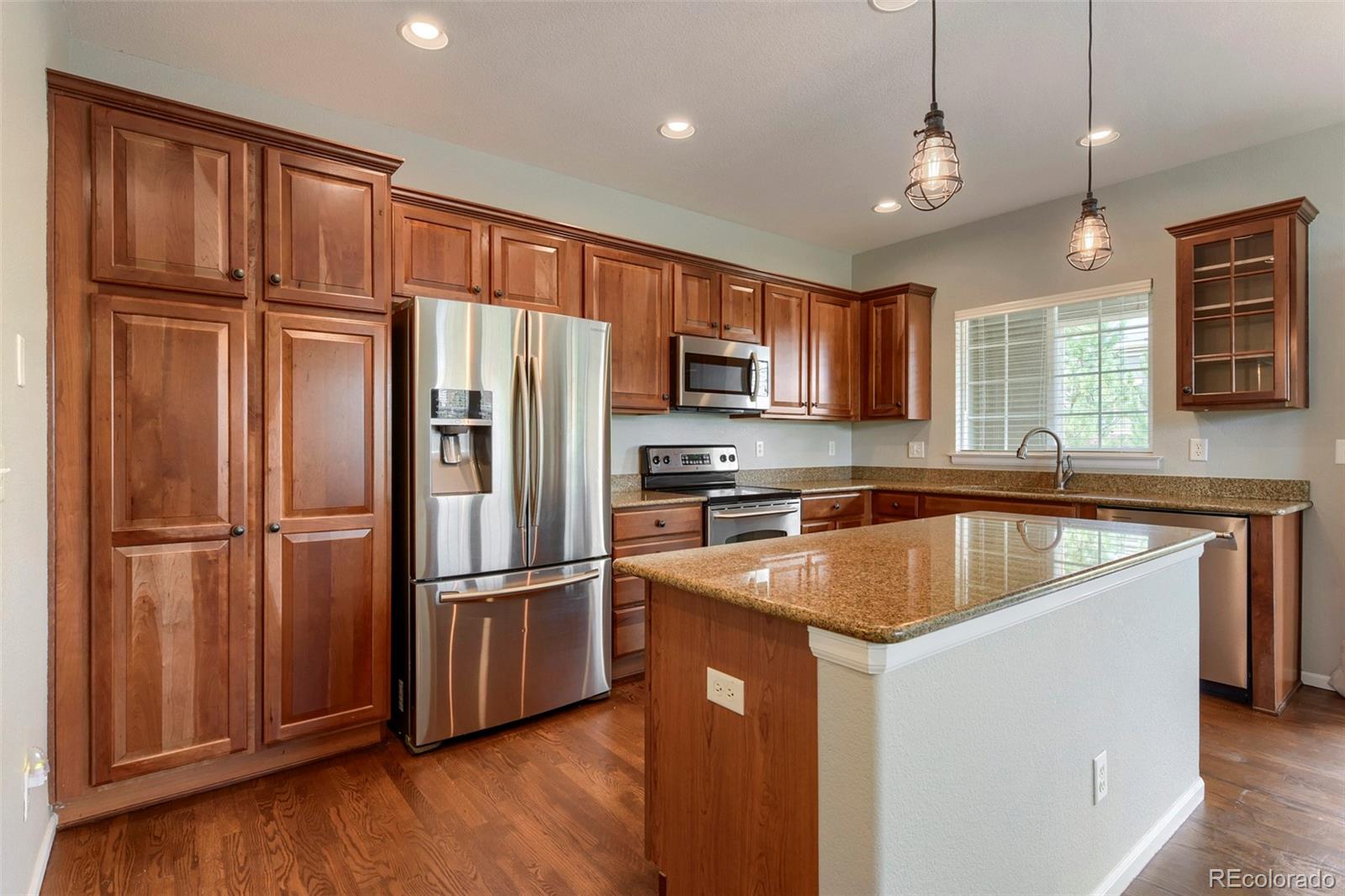 MLS Image #5 for 932  rockhurst drive,littleton, Colorado