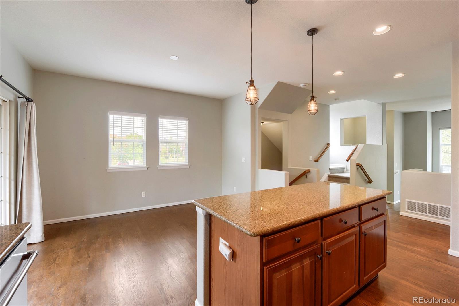 MLS Image #9 for 932  rockhurst drive,littleton, Colorado
