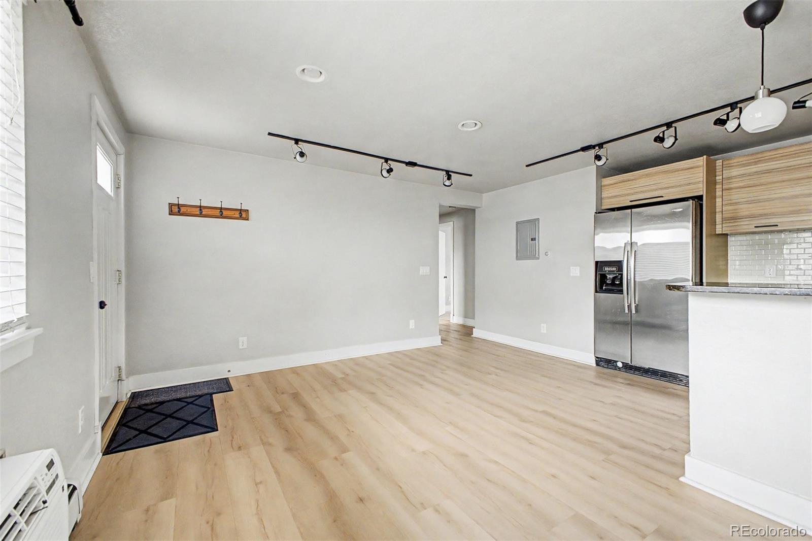 MLS Image #15 for 120 s pennsylvania street,denver, Colorado