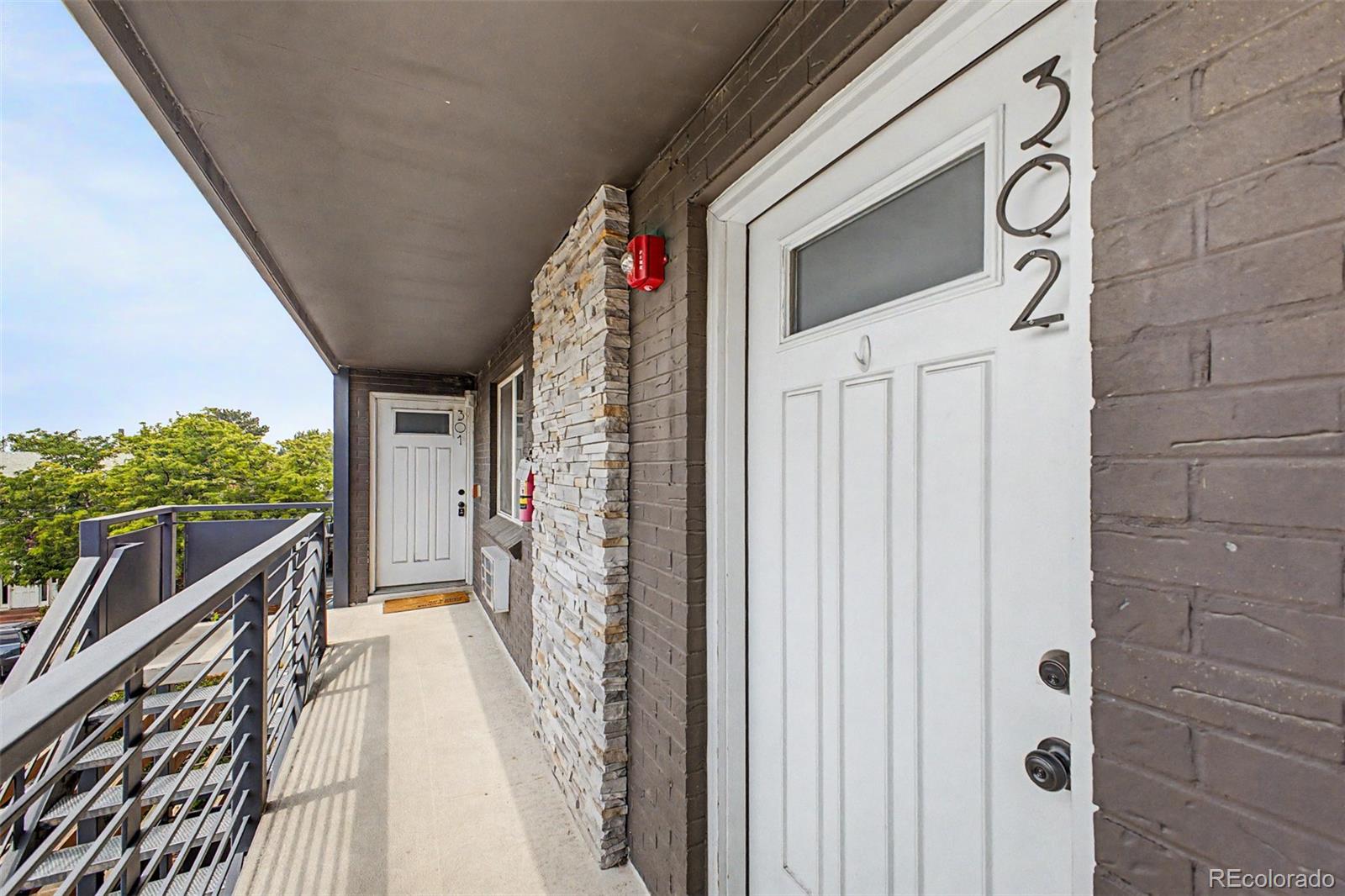 MLS Image #18 for 120 s pennsylvania street,denver, Colorado