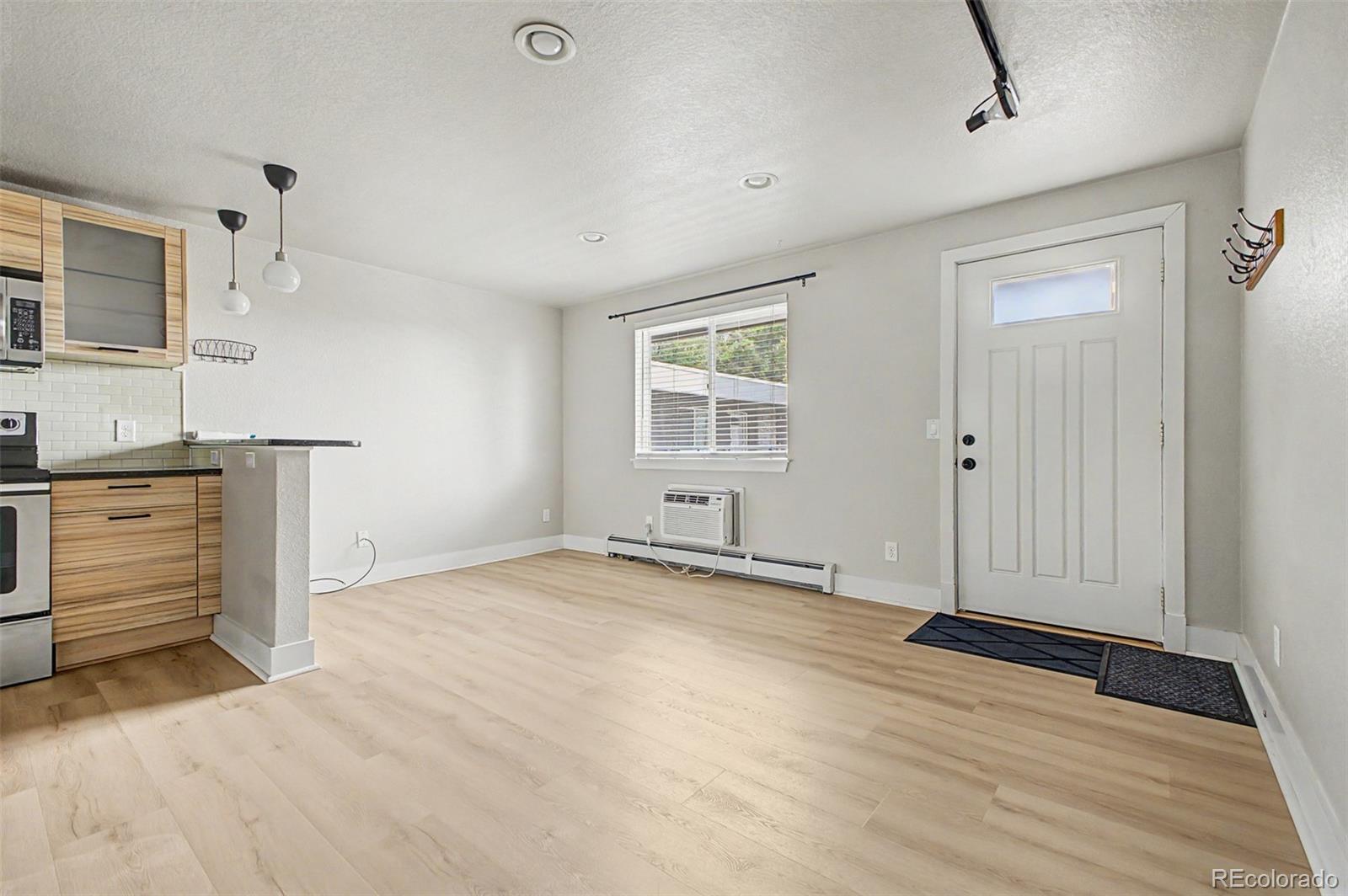 MLS Image #4 for 120 s pennsylvania street,denver, Colorado