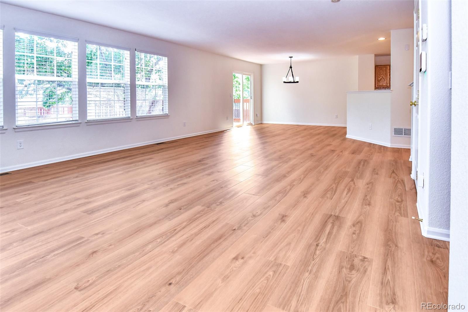 MLS Image #6 for 16359 e phillips drive,englewood, Colorado