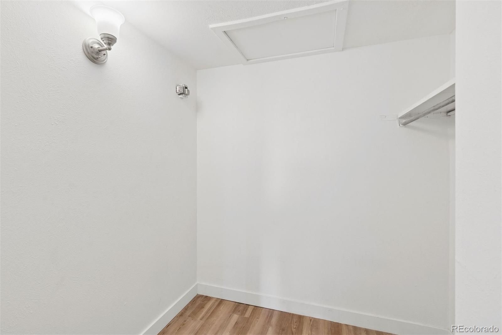 MLS Image #14 for 3633 s sheridan boulevard,denver, Colorado