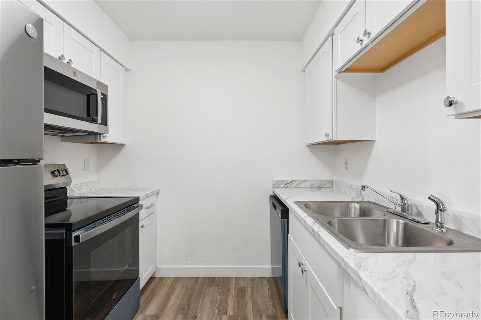 MLS Image #3 for 3633 s sheridan boulevard,denver, Colorado