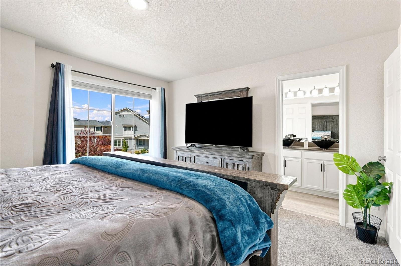 MLS Image #20 for 26236 e byers place,aurora, Colorado