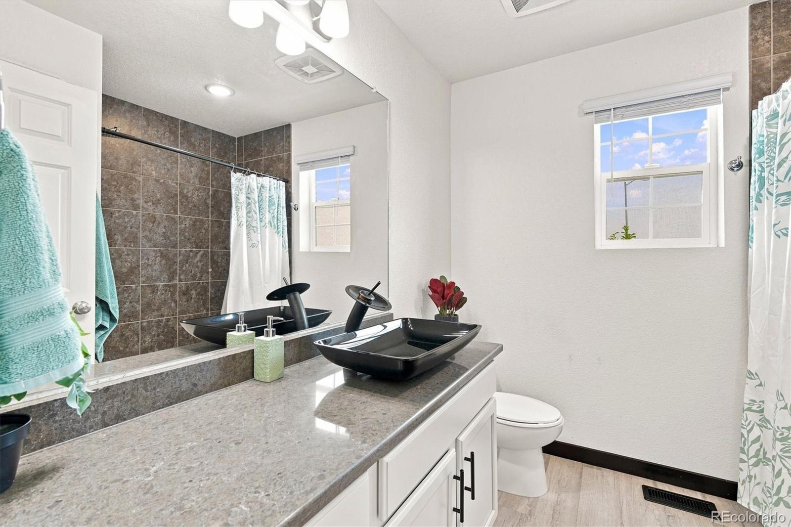 MLS Image #28 for 26236 e byers place,aurora, Colorado